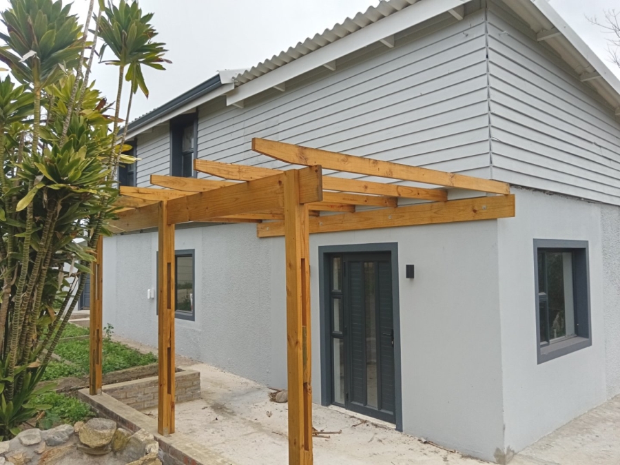 5 Bedroom Property for Sale in Fraaiuitsig Western Cape